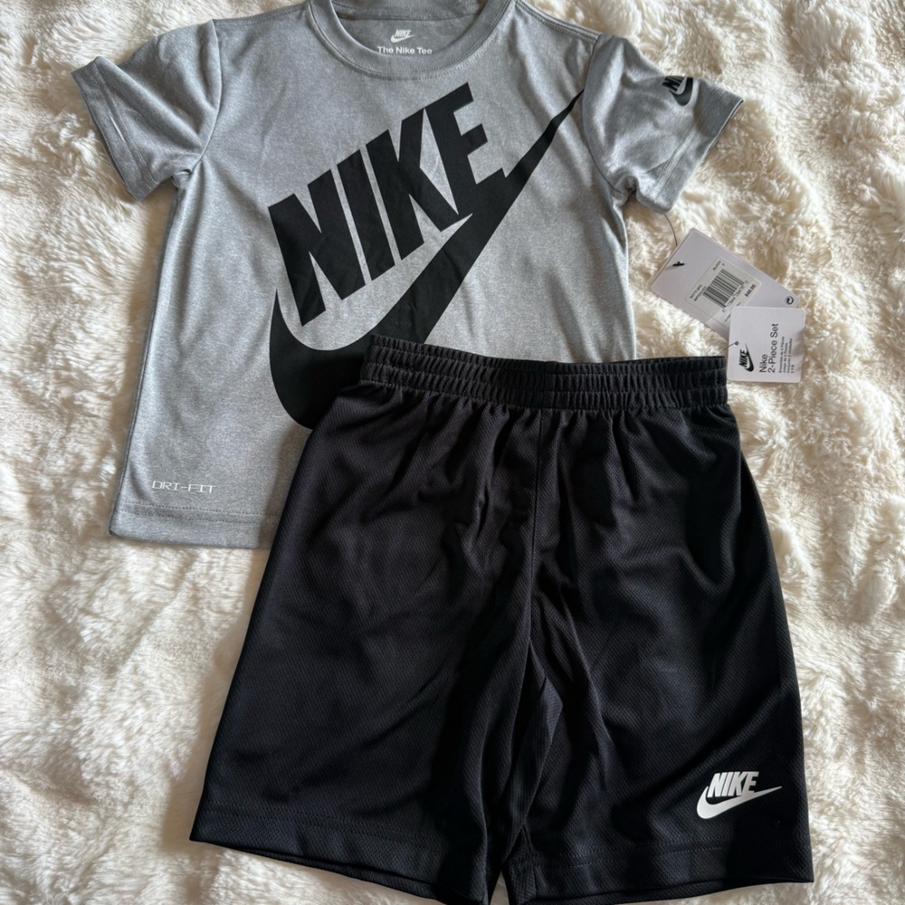 NWT Boys Nike Shorts Outfit